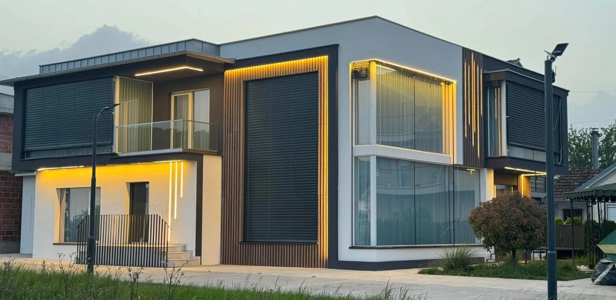 湖光山色間的現代別墅：全屋鋪設HARO複合實木地板大廣場板-橡木大廣場板-狂野紋理刷紋(期貨)